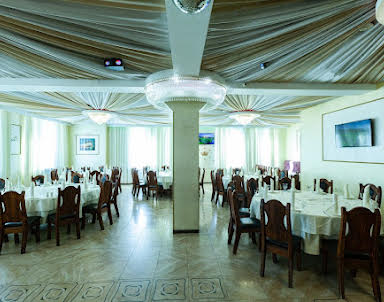  ресторан Лион на Перовской