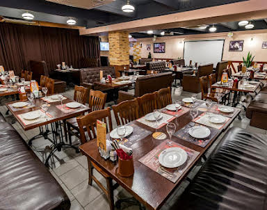  ресторан КОЛБАСОФФ на ул.Русаковской