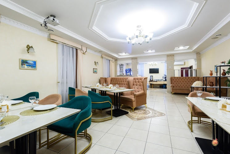 Основной зал  в «Castro» фотография №1