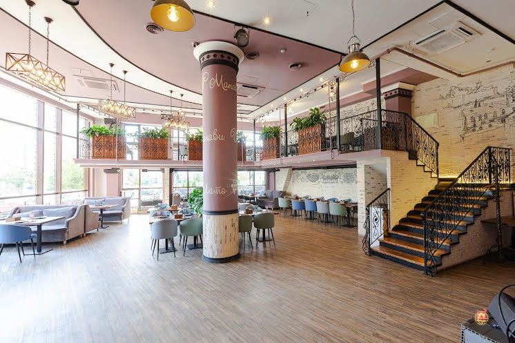 Основной зал  в «Шато Манави на Адмирала Лазарева» фотография №3