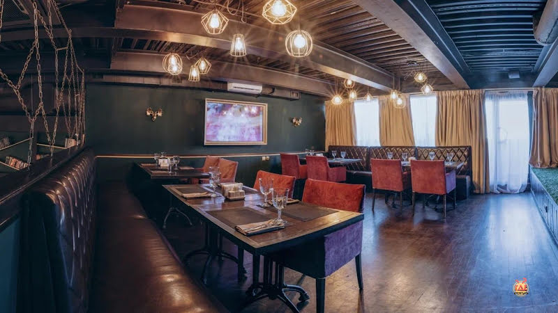 Сытый лось на Люблинской фотография №9