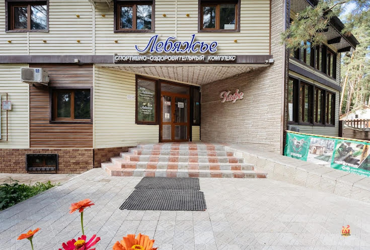 Банкетный шатер "Крепость" в «Лебяжье» фотография №6