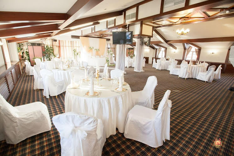 Банкетный зал в «Охотников» фотография №2