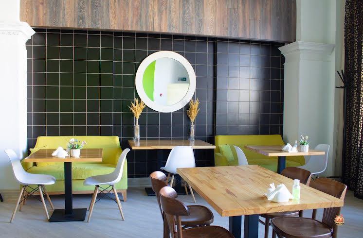 Основной зал в «Бристоль» фотография №11