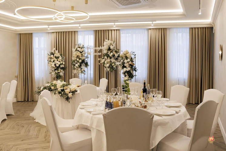 Большой зал в «Атмосфера» фотография №10