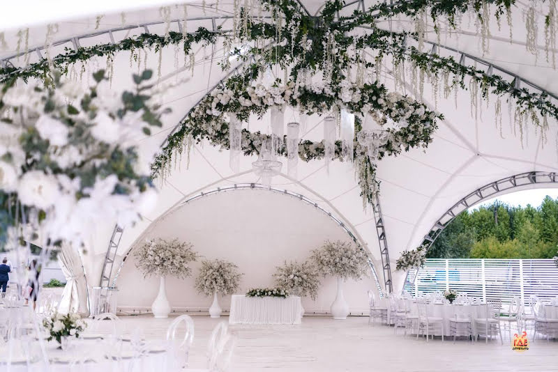 White Place фотография №2