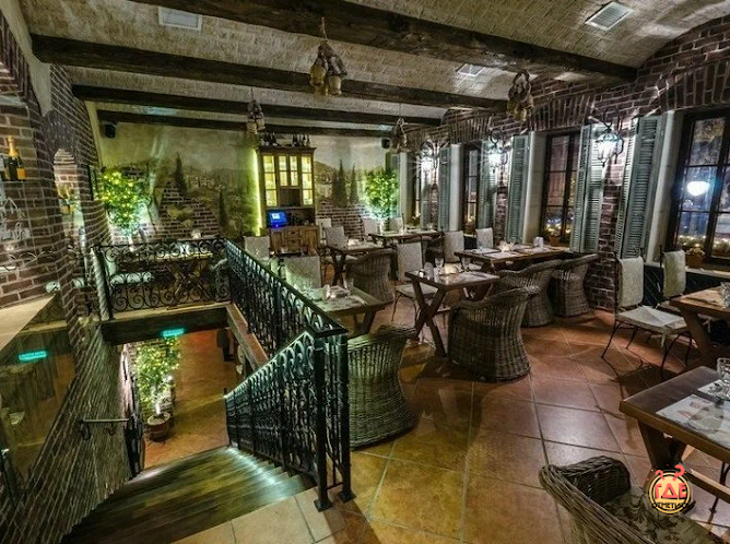 Зал на втором этаже  в «Вилла Паста» фотография №15