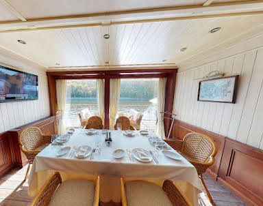  ресторан Yacht Event