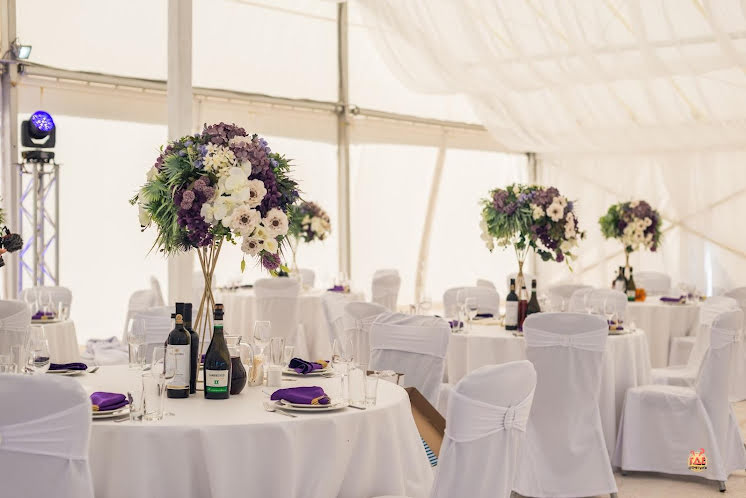 Шатер у пруда в «Sofrino Park» фотография №8