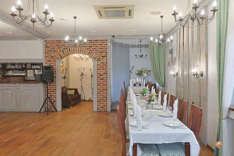 Основной зал  в «Семь Пятницъ» фотография №13