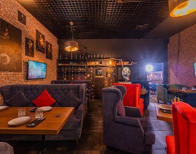  ресторан Feromon Komenda