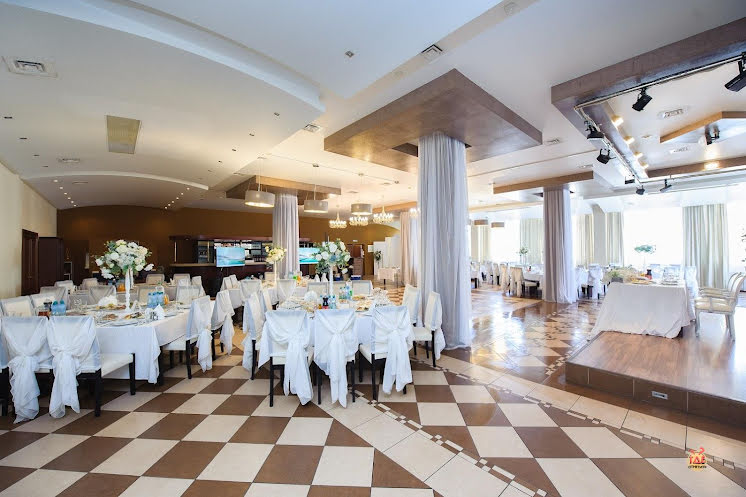 Зал на 170 человек в «В Ростошах» фотография №2