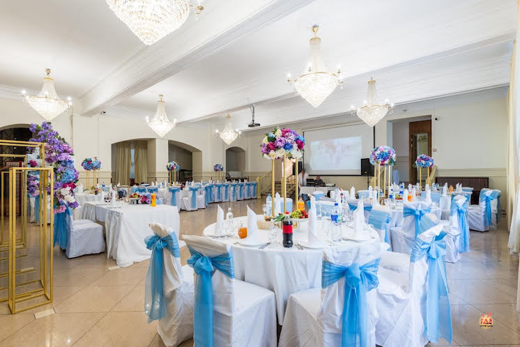 Большой зал  в «Консул» фотография №4
