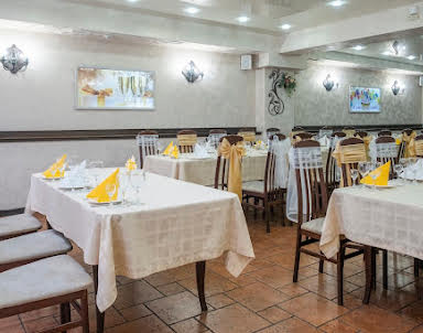  ресторан Таверна «Колесо»