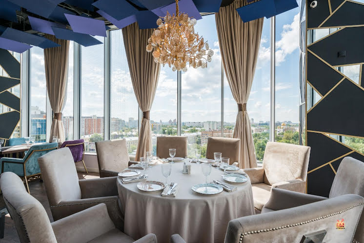 Каминный зал в «Сытый лось на Кунцево» фотография №14