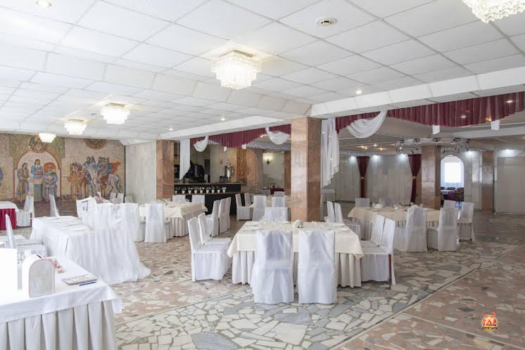 Общий банкетный зал в «Московский» фотография № 1