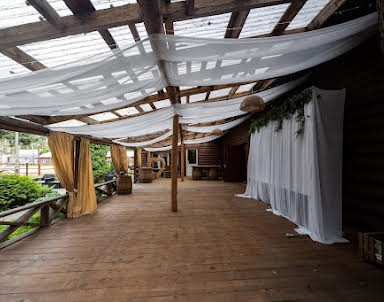  ресторан Конюшня