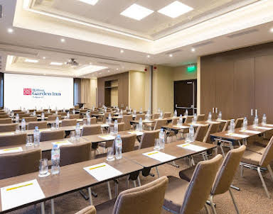  ресторан Hilton Garden Inn Volgograd