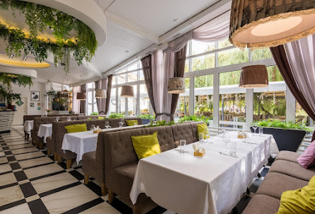 Основной зал в Основной зал