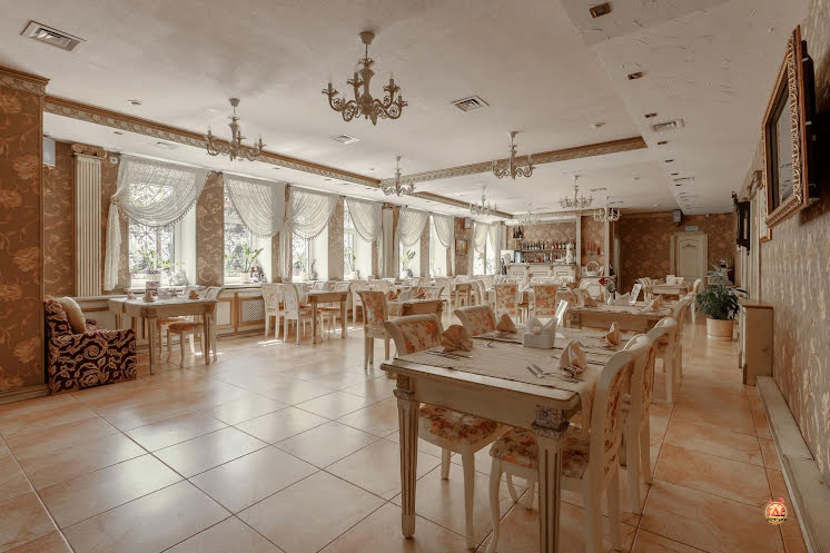 Основной зал в «Баринъ» фотография №9