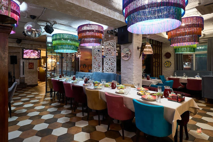 Основной зал в «Бухара» фотография №13