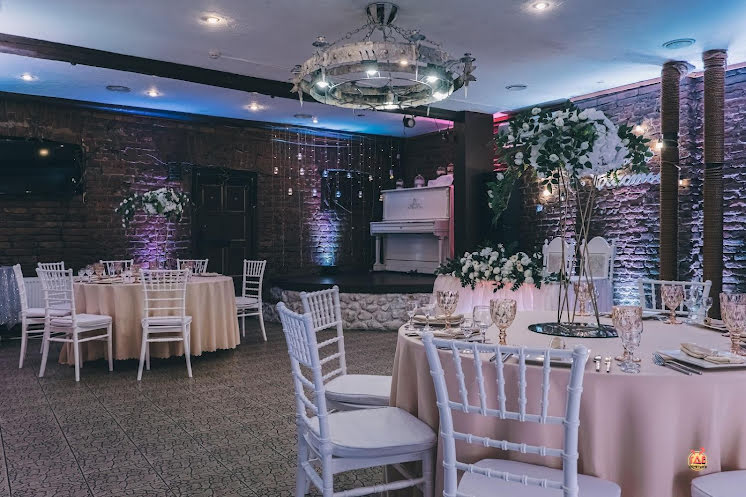 Каминный зал в «Кирочный двор» фотография №1