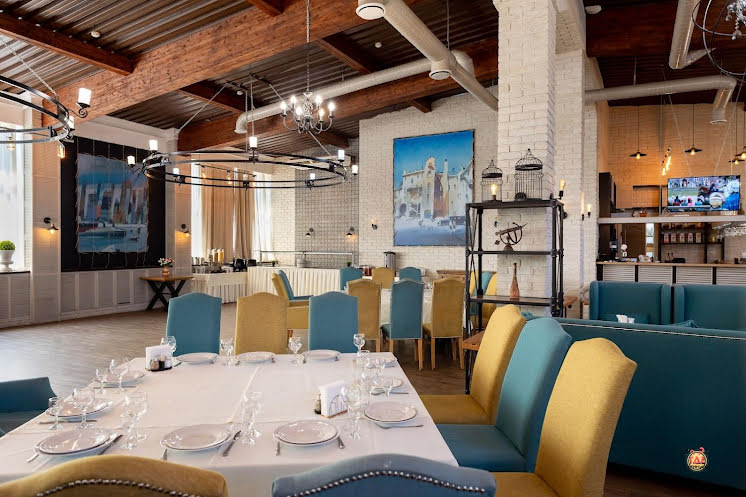 Основной зал в «Надежда» фотография №19