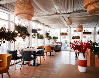  ресторан BONA CAPONA на Комендантском