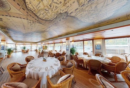 Банкетный зал «Ласточка» в VIP-комната «Чайка» №1