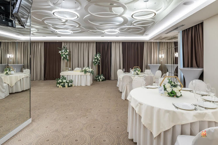 Зал «Шишкин»  в «Рамада» фотография №9