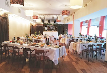 Основной зал в Основной зал