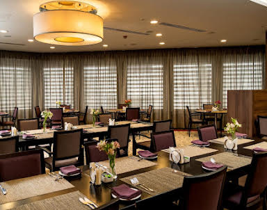  ресторан DoubleTree by Hilton Tyumen