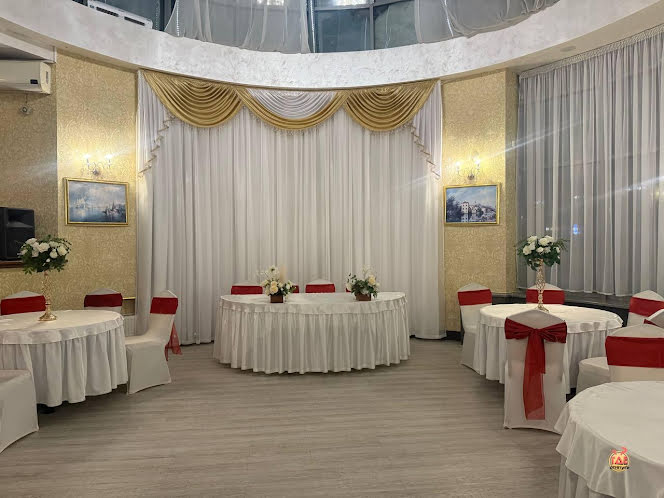 Зал "Тиффани" в «Алые паруса» фотография №18