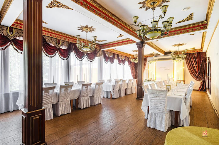 Большой банкетный зал в «Старая усадьба» фотография №10