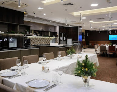 ресторан Hilton Garden Inn Volgograd