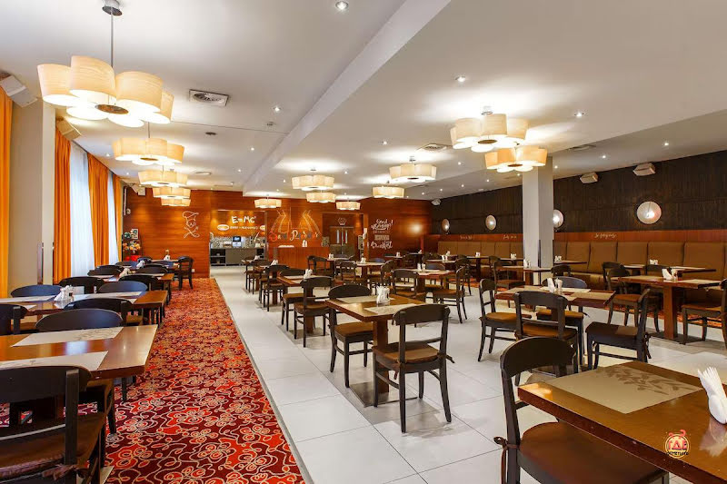 Cosmos Saint-Petersburg Pulkovskaya фотография №11