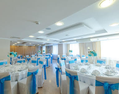  ресторан Marins Park Hotel Mocква Пражская