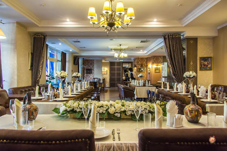 Основной зал в «Аджика» фотография №6