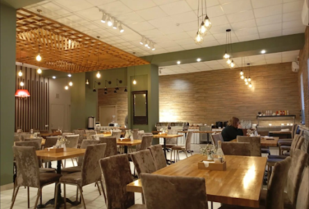 Основной зал в Малый зал 