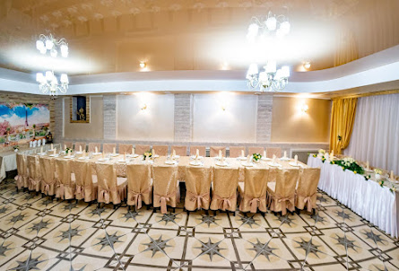 Зал «Белый» в Зал «Золотой»