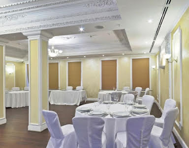  ресторан CORT INN Nizhny Novgorod City Center