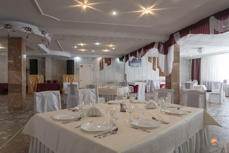 Общий банкетный зал в «Московский» фотография №12