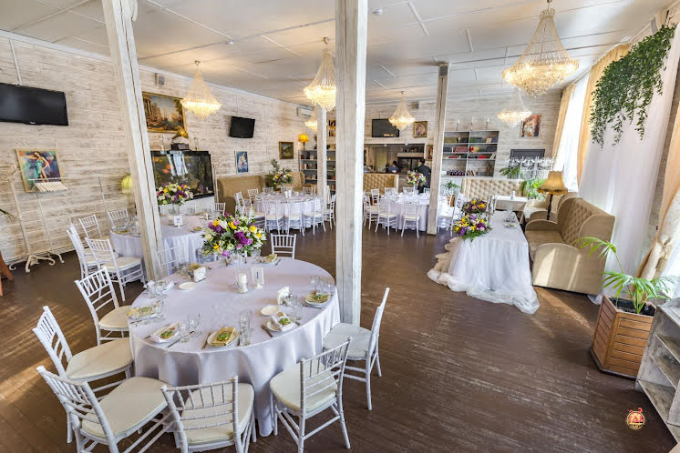 Основной зал в «Усадьба» фотография №13