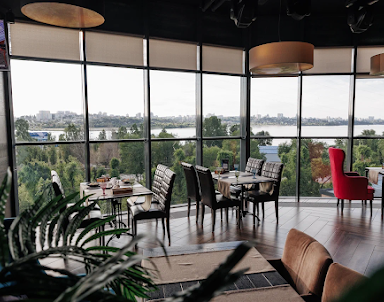 День рождения в Panorama Steak House