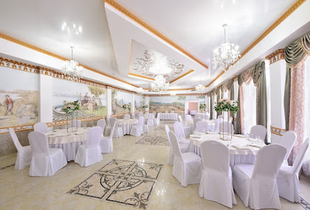 Зал «Греческий» в Зал «Кремлевский»