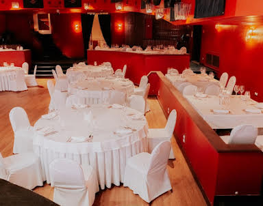 День рождения в Дворец Олимпия