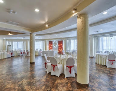  ресторан Глобус