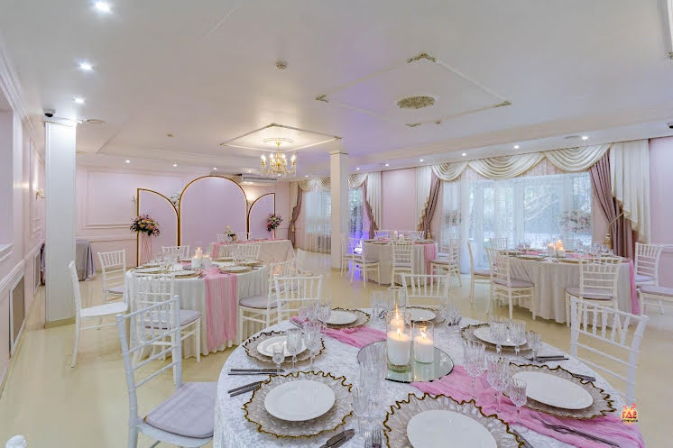 Белый зал в «Кирочный двор» фотография №7