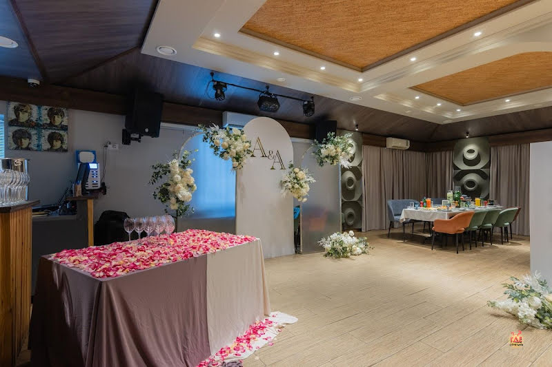 Dvin Hall фотография №2