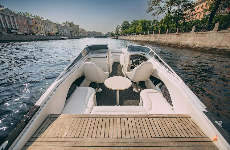 CROWNLINE 266 "BLACK SHERIFF" в «YES BOAT» фотография № 1